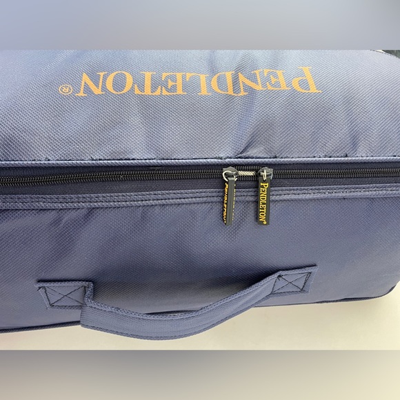 NEW Pendleton Cascade Stripe Comforter & Sham Set Size Twin - Picture 10 of 14